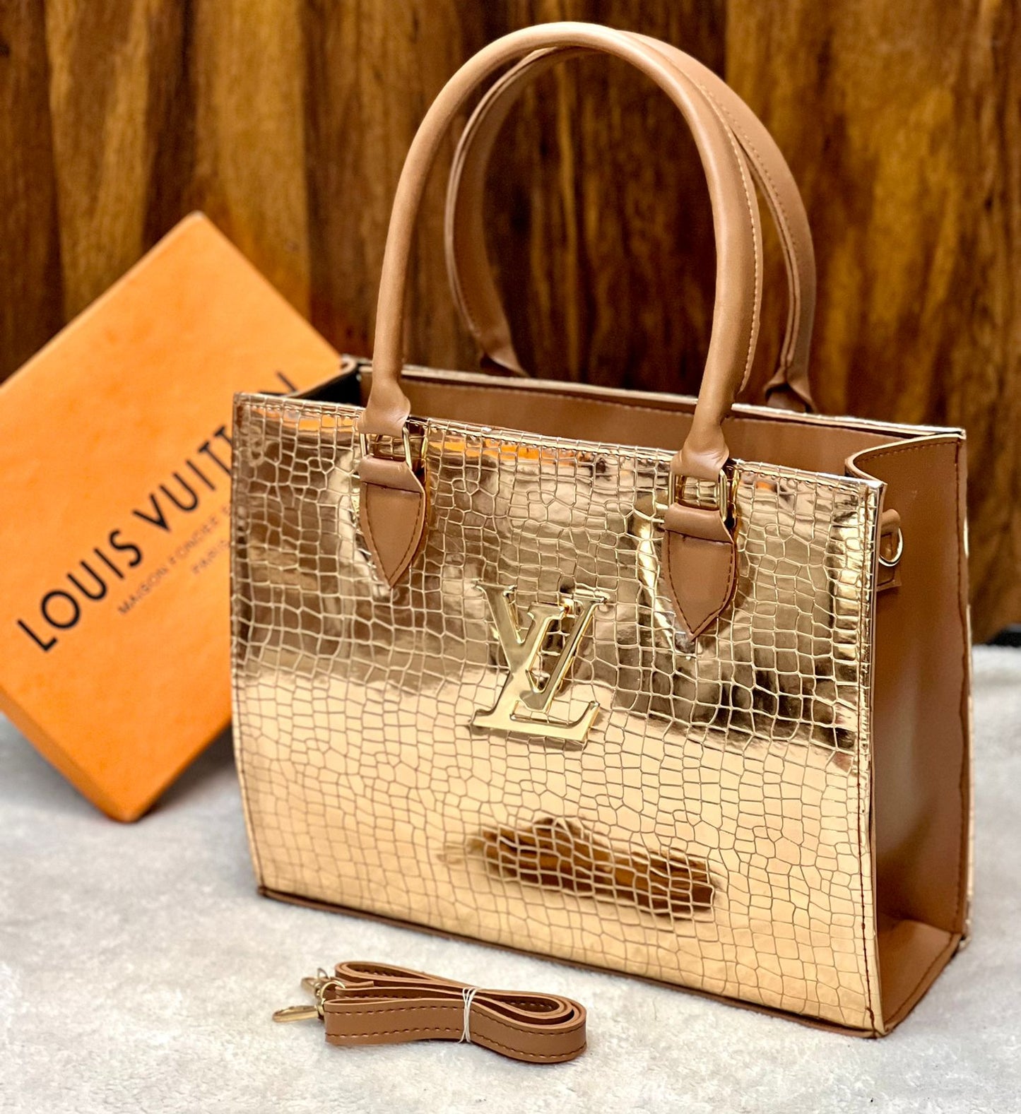 Premium Crocodile Hand Bag (1)