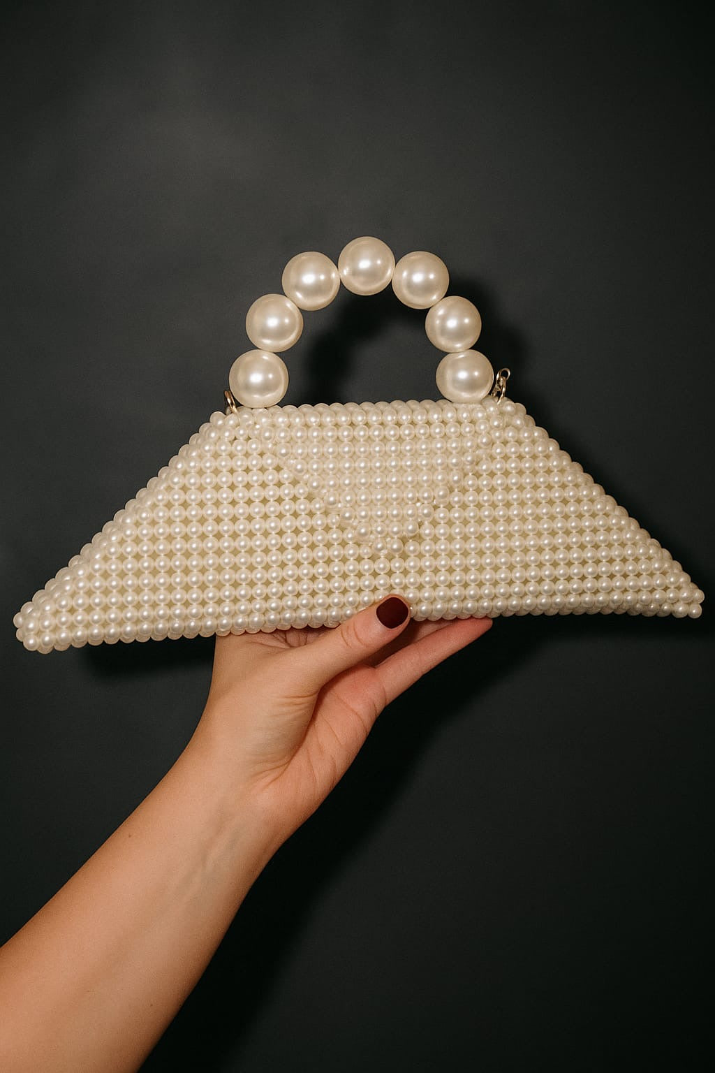 Trapezoid pearl bag