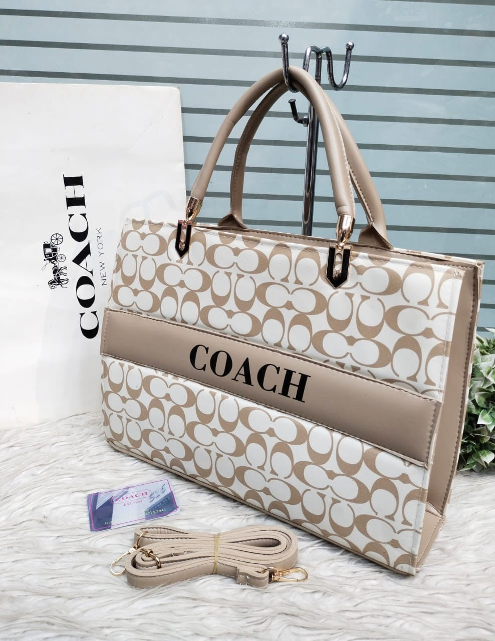 Coach carry