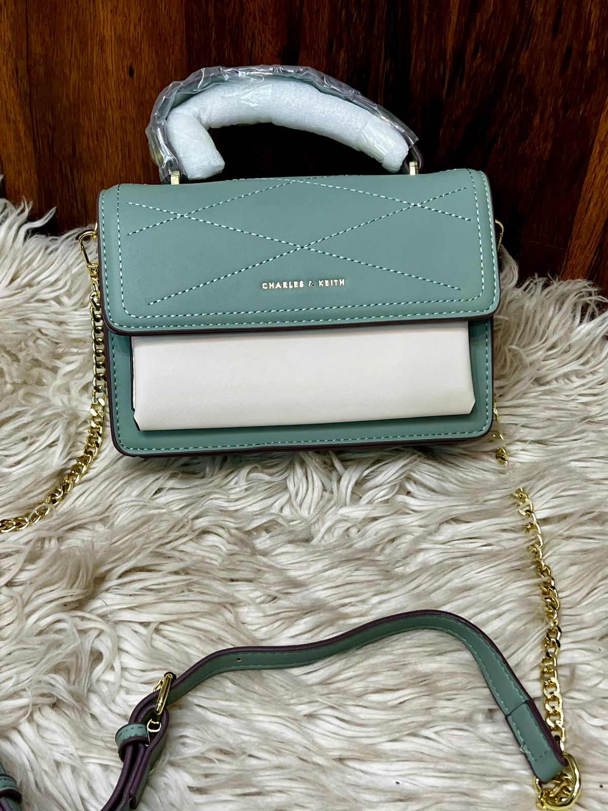 Ck Premium Crossbody