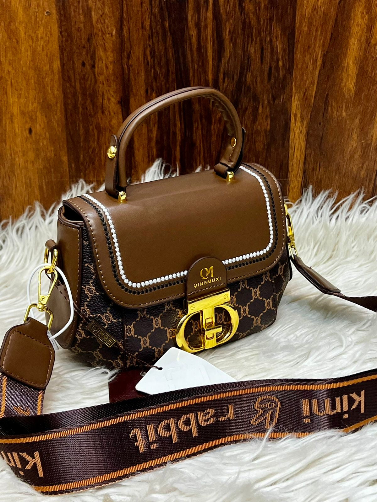 LEO CROSSBODY