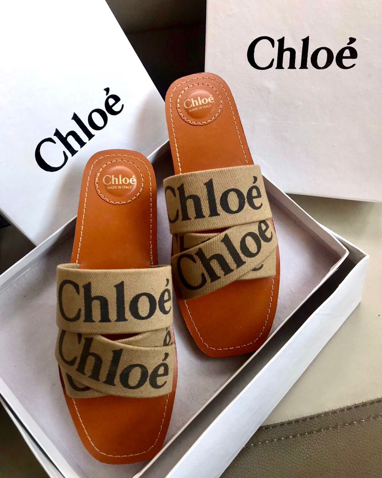 Chloe flats