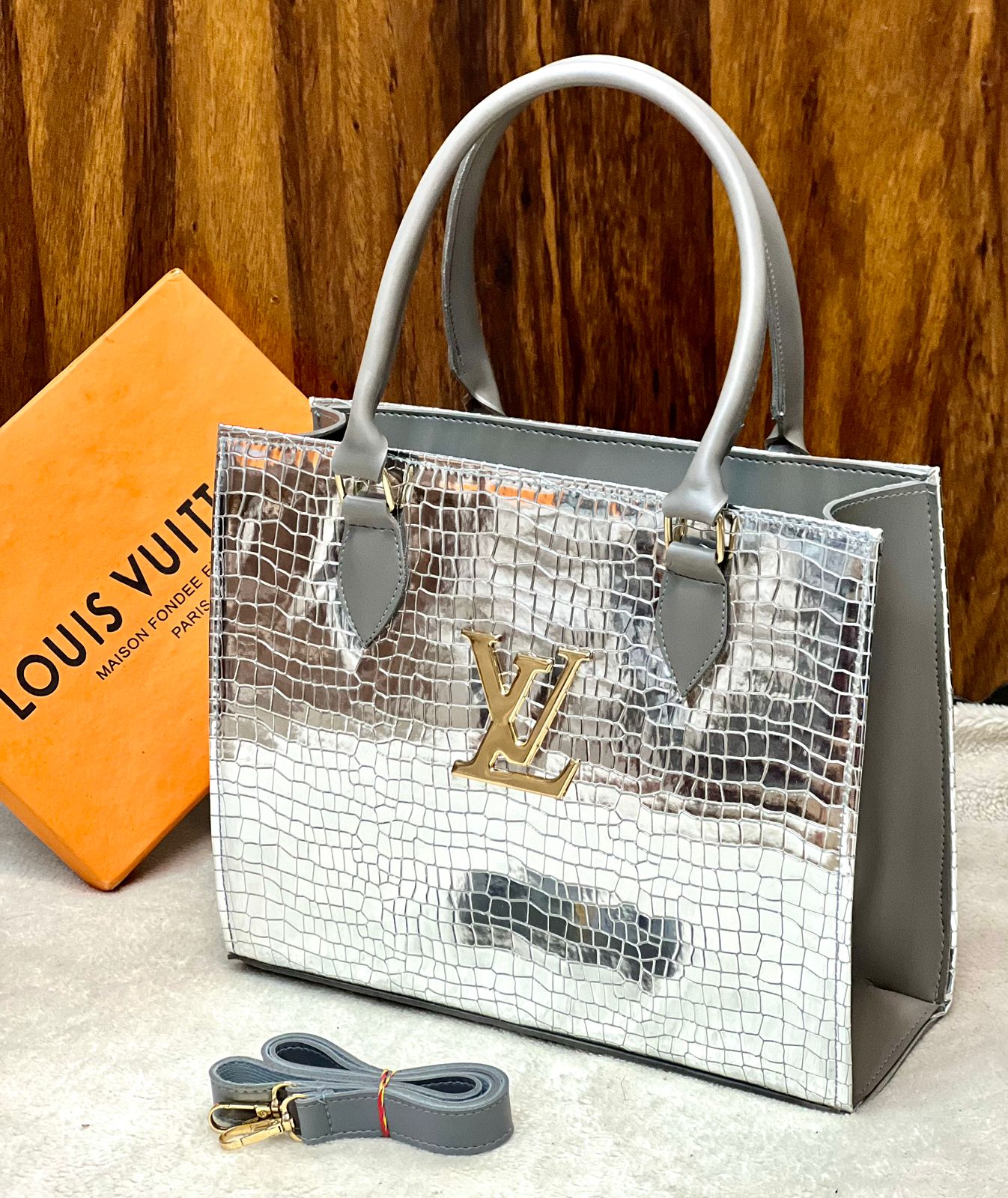 Premium Crocodile Hand Bag (1)