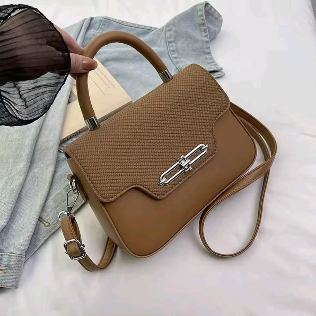 Chic Crossbody