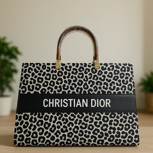 Dior tote