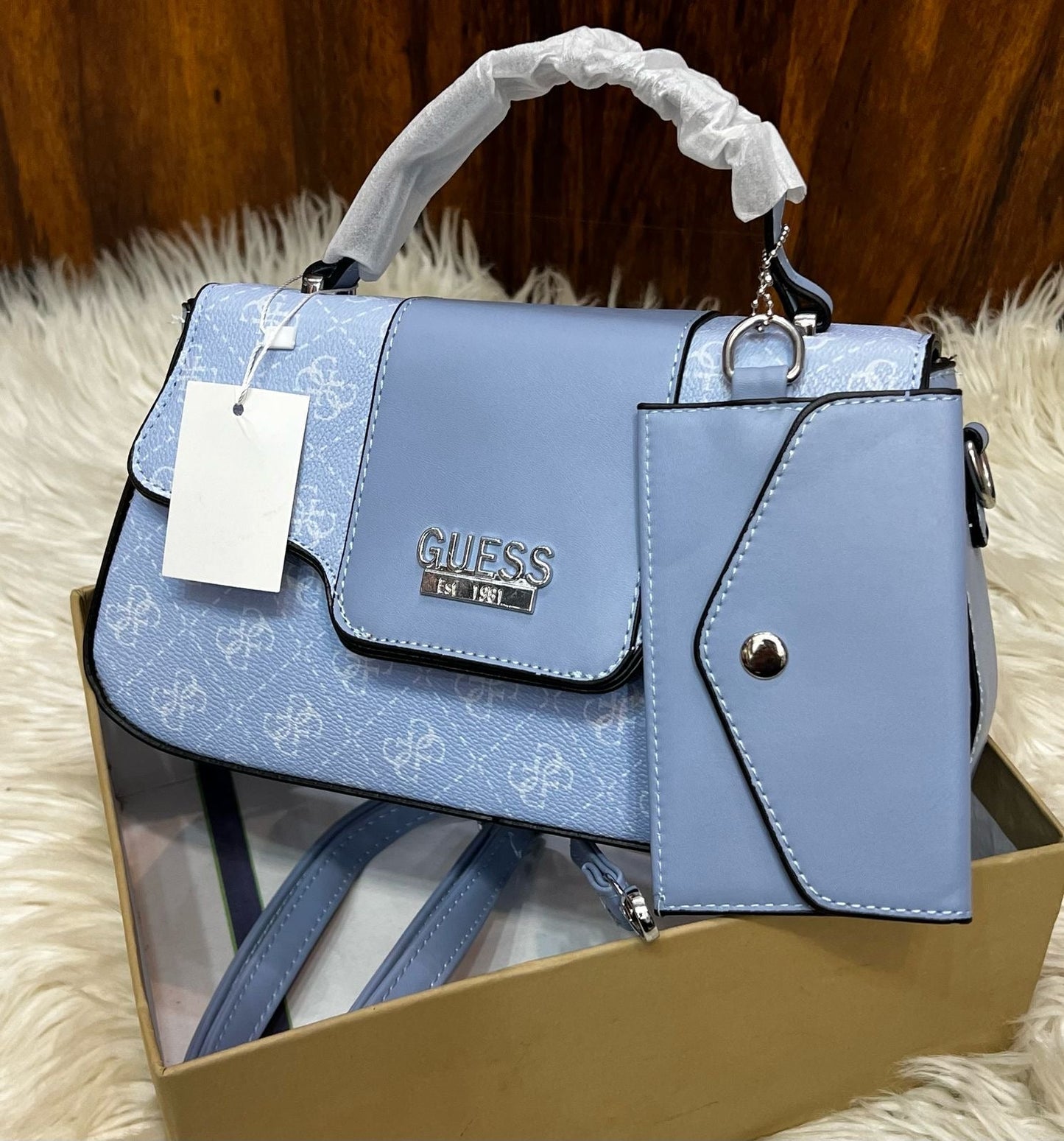 Guess Crossbody