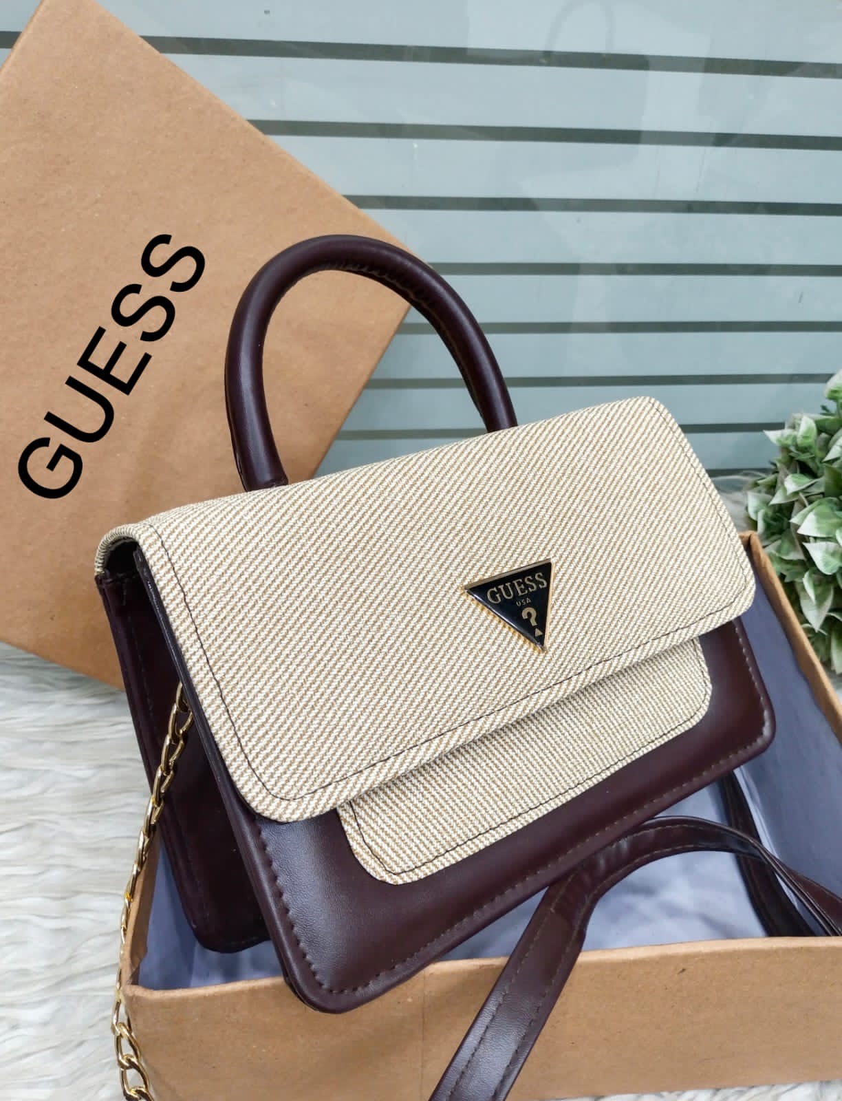 Guess Crossbody