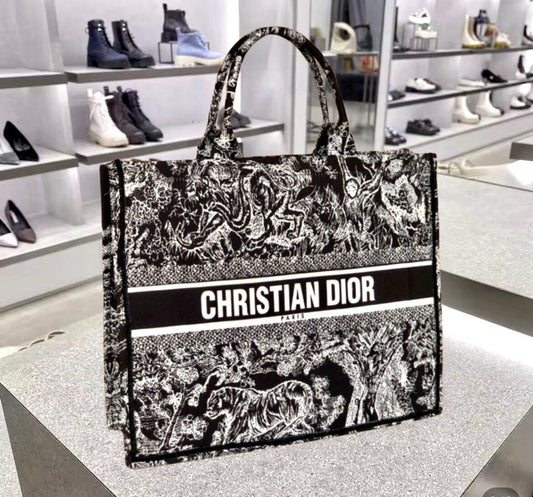 DIOR TOTES