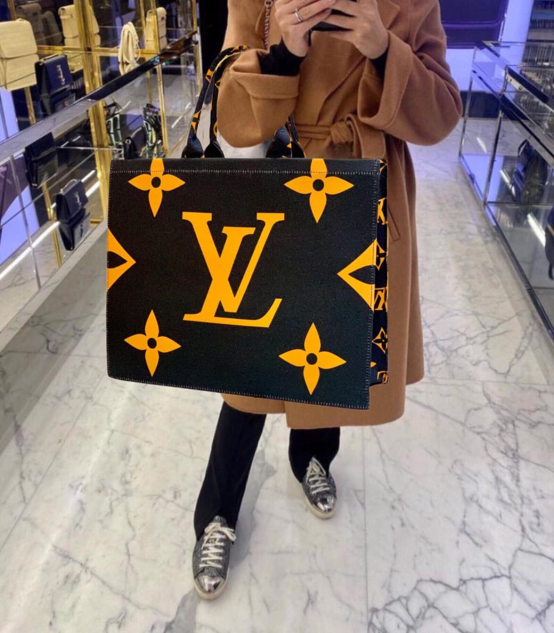 LV TOTEBAGS