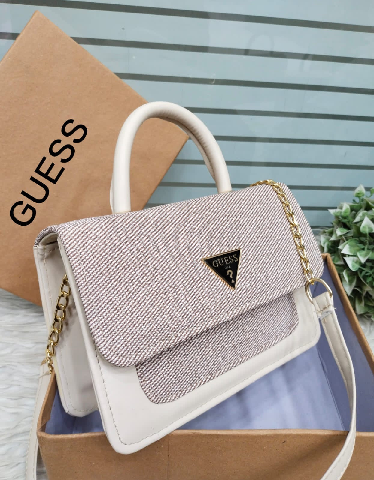 Guess Crossbody